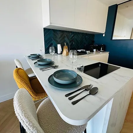 Le One - La Potiniere -