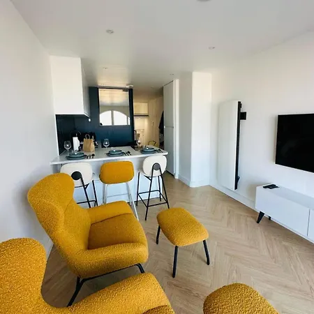 Le One - La Potiniere - アパート